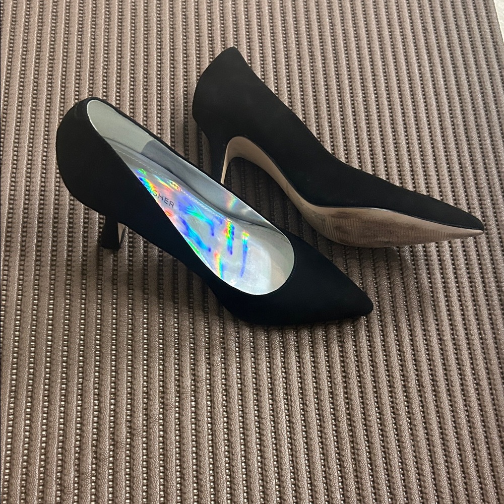 Marc Fisher Black Black Velevet Helels Size 7